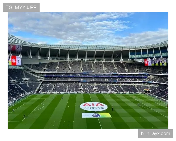 萨内展现职业精神助球队氛围回暖,状态持续提升 萨内展现职业精神助球队氛围回暖,状态持续提升