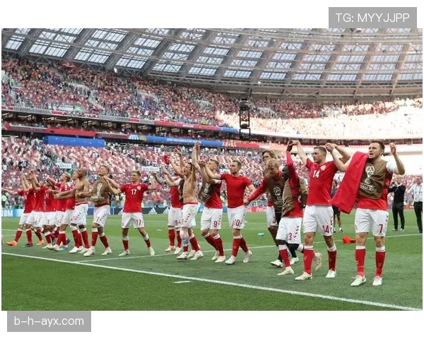 丹麦国家队焕新红白战袍,蓄势待发迎战国际赛事